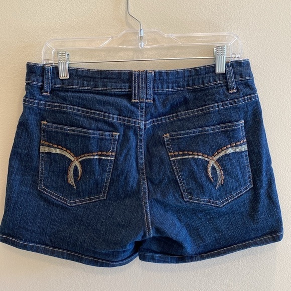 Hot Bottoms Denim shorts embroidered pockets zip button closure 5 pocket 32 - Picture 2 of 8